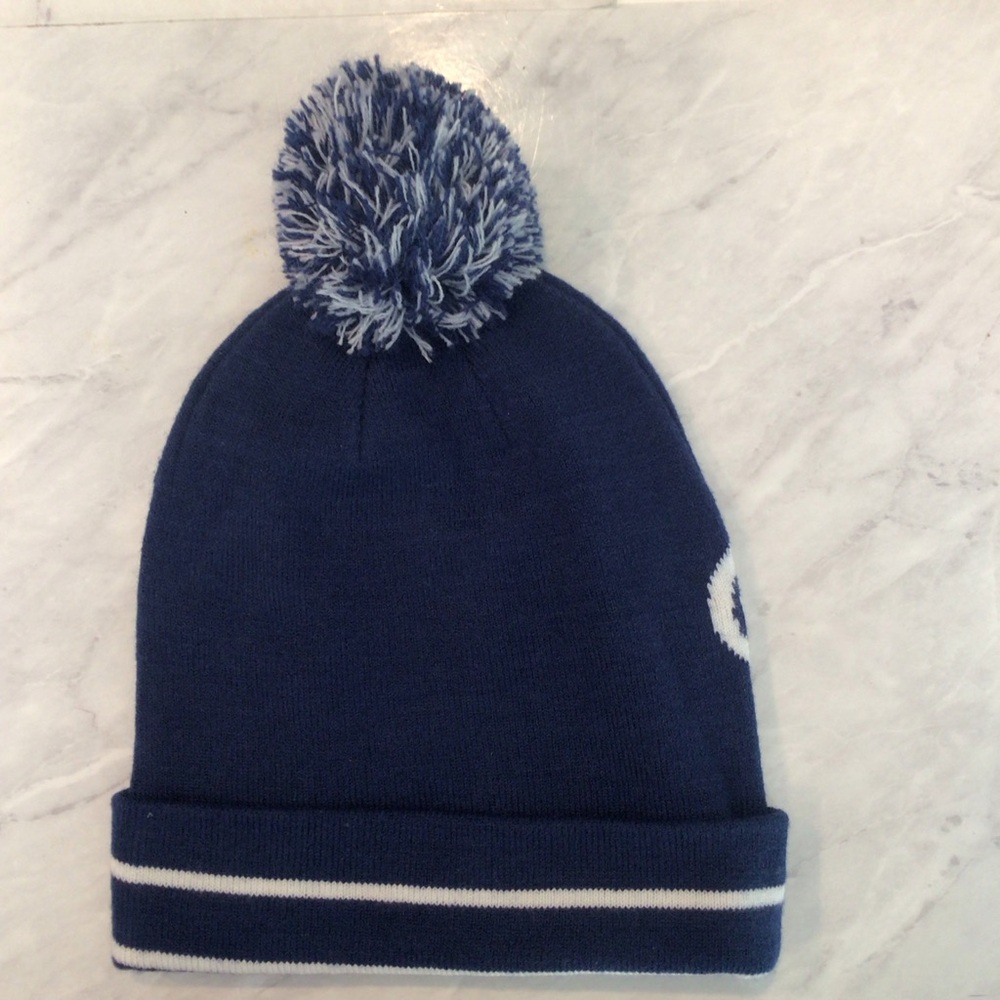 NHL Toronto Maple Leafs Beanie Hat. - Picture 2 of 8